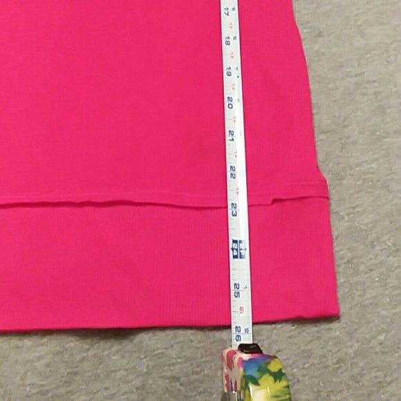 NWT $30 EXPRESS RED Pullover Ribbed Top Medium - Picture 8 of 8